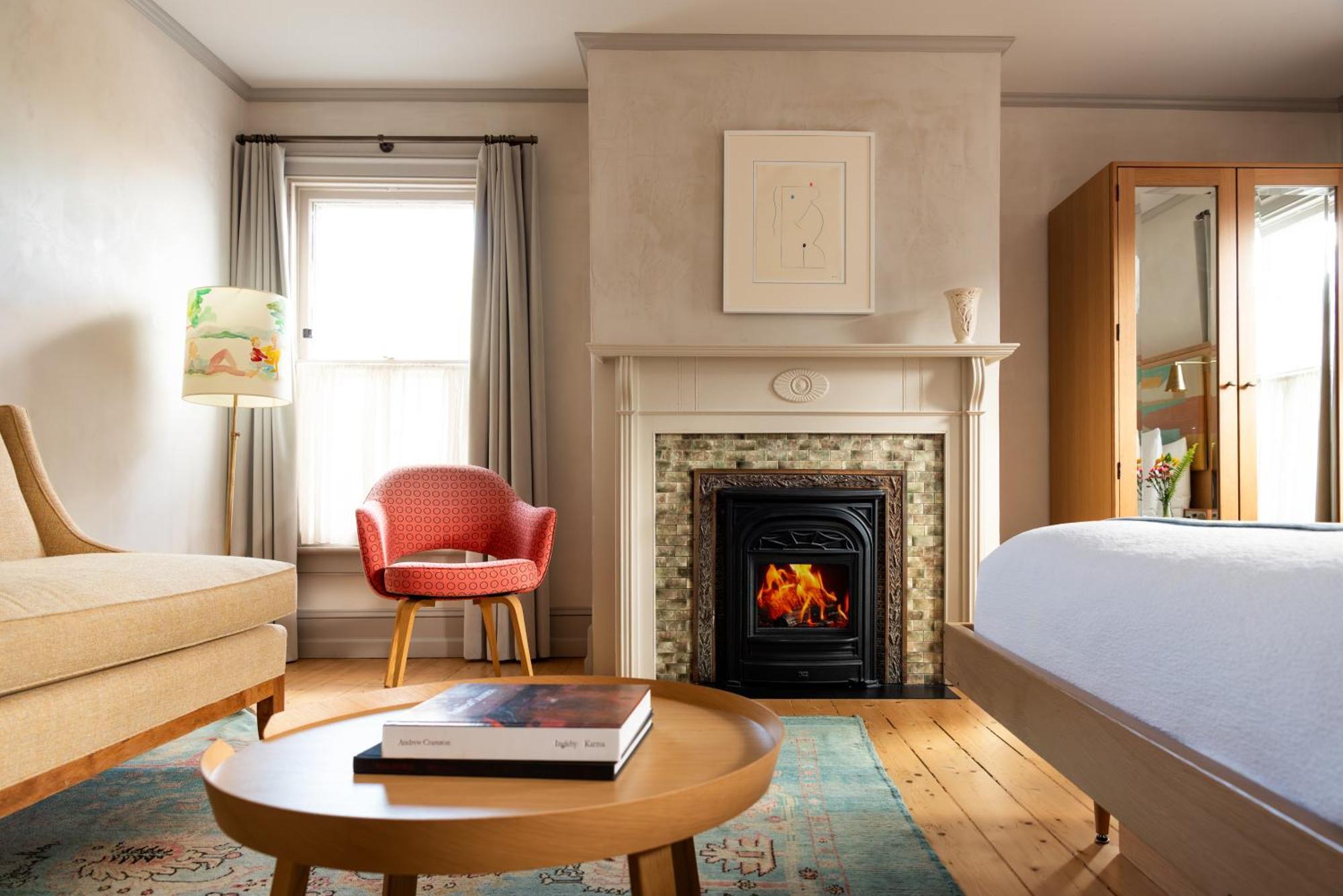 Hotel Kinsley キングストン エクステリア 写真